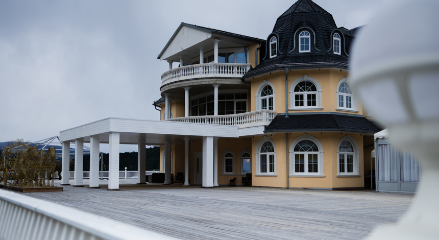 Slottet På Lo Arinakarbovskaya 1