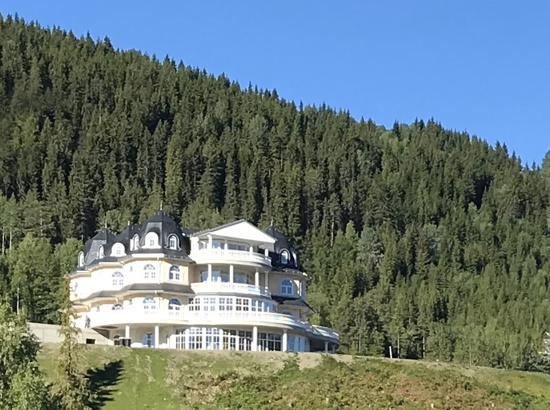Slottet Henningwangensnes
